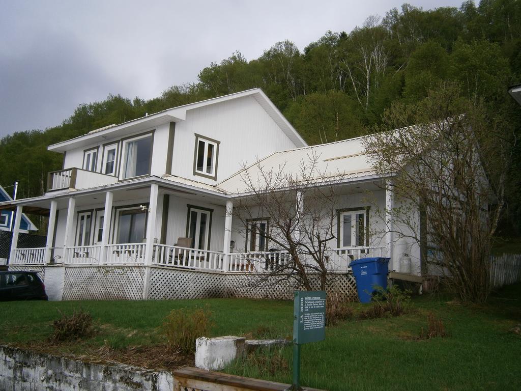 Apartement Mirador Du Fjord LʼAnse-Saint-Jean Eksteriør bilde